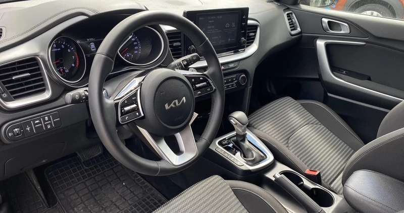 Kia XCeed cena 107800 przebieg: 16100, rok produkcji 2023 z Chojnów małe 232